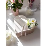 Szív fadoboz, fehér rózsakkal - SZÜLŐKÖSZÖNTŐ AJÁNDÉK 