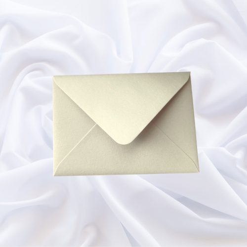 FEHÉRARANY boríték selyemfényű/gyöngyházfényű A6