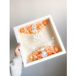 Plexis virágos képkeret, egyedi felirattal 25x25 cm - SZÜLŐKÖSZÖNTŐ AJÁNDÉK 