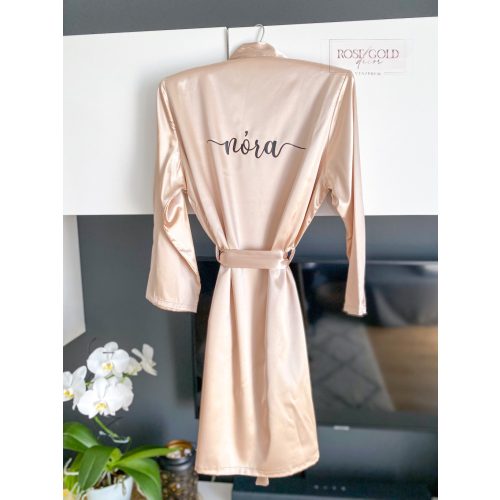 Szatén készülődős köntös esküvőre - PEZSGŐ