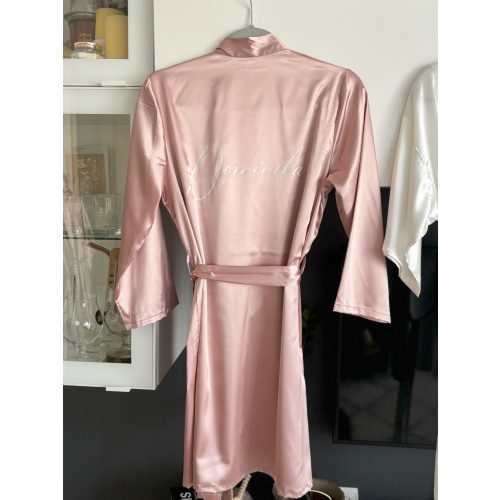 Szatén készülődős köntös esküvőre - DUSTYPINK 