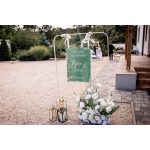 Fehér állvány (üdvözlőtáblákhoz, nagy képekhez) - BÉRLÉSSEL