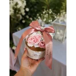   Mini Selyemvirág box - EGYEDI szalaggal 12 cm - SZÜLŐKÖSZÖNTŐ AJÁNDÉK (MEGÚJULT)