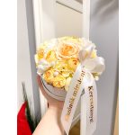 Mini Selyemvirág box - EGYEDI szalaggal 15 cm - SZÜLŐKÖSZÖNTŐ AJÁNDÉK